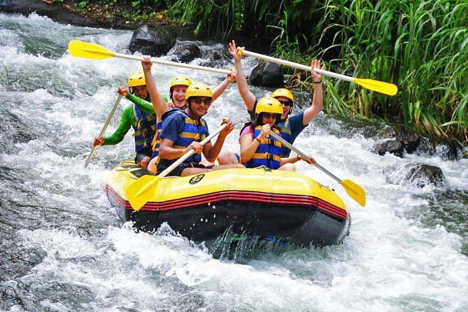Bali Rafting Ubud with Lunch - The buffet lunch with rice-terrace views