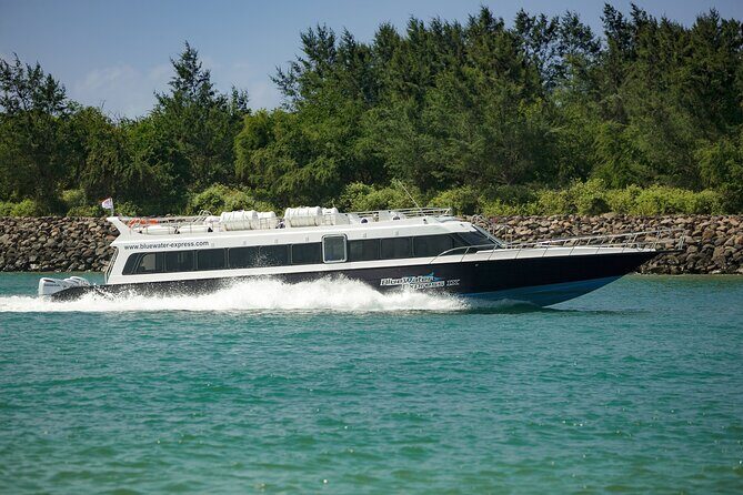 Bali (Serangan) to Gili Trawangan - Gili Air - Lombok (Bangsal) - On board with BlueWater Express: comfort, speed, and a restroom you’ll use