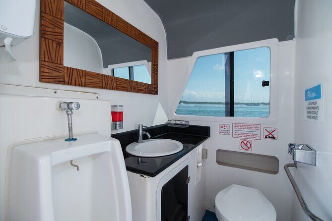 Bali (Serangan) to Gili Trawangan - Gili Air - Lombok (Bangsal) - Your ride length: 2.5 to 3 hours of open-water time