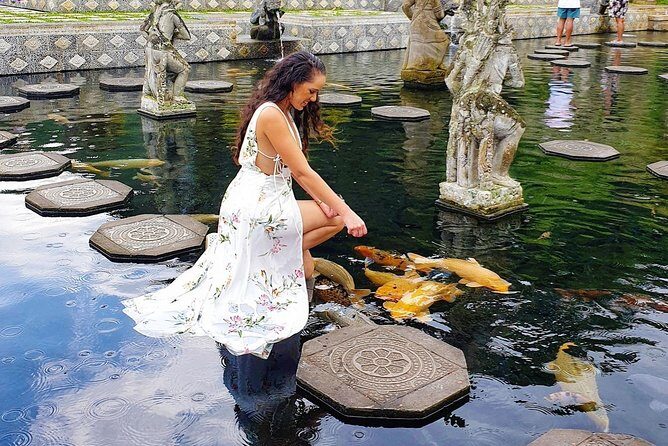 Bali Sky Gate and Water Palace - Bali in One Ride: From Mount Lempuyang to Virgin Beach