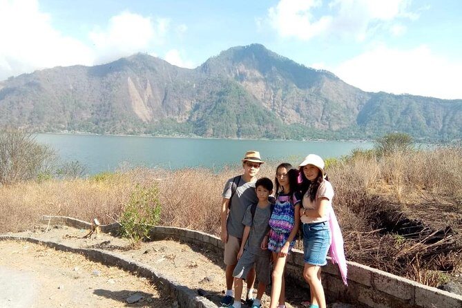 Bali Sunrise Trekking and Natural Hot spring Tour - What to wear and pack: the smart-casual rule (with a cold morning exception)