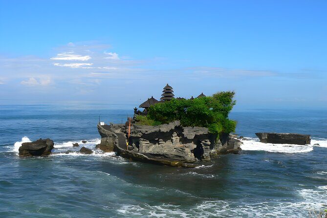 Bali Tour-Packages 2 Days: Best Bali Short Trip - Day 1: Tegenungan Waterfall, Tirta Empul, and Ubud’s main hits
