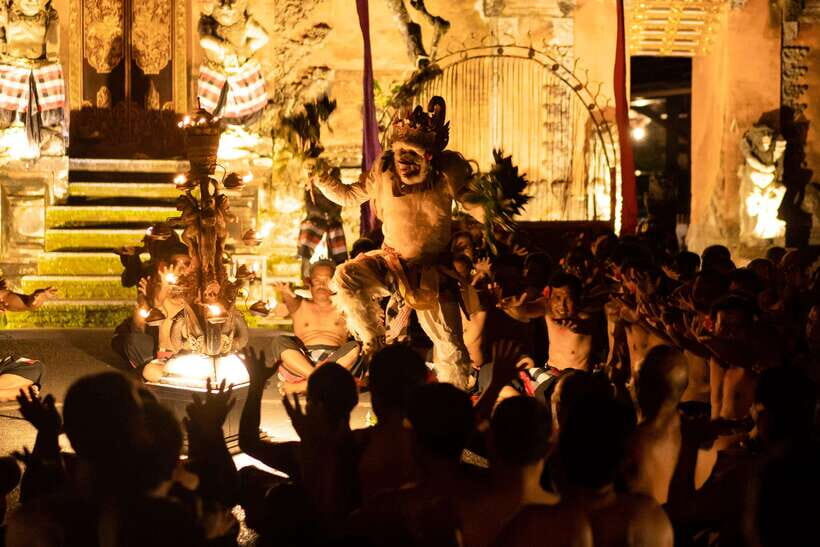 Bali: Ubud Kecak and Fire Dance Show Tickets - Weather and comfort: the outdoor stuff you can’t ignore