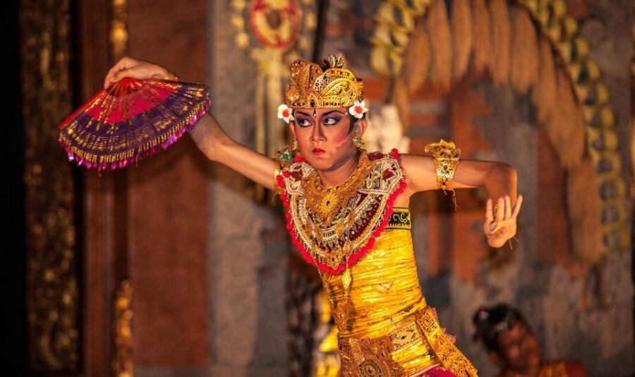 Bali: Ubud Palace Legong Dance Show Ticket - Ubud Palace Legong Kraton: a classic Bali dance in practical terms