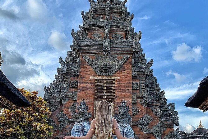 Bali Ubud private Tour with Ubud Bali Driver - FREE WIFI - Sahadewa Barong Dance and Fire Dance: culture with a performance beat