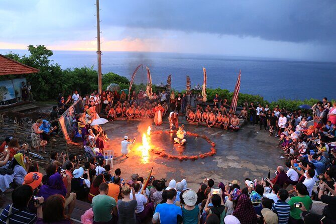 Bali: Uluwatu Kecak Dance Show, Bali Temple, and Lobster Dinner - Stop 1: Uluwatu Temple on the Cliff—Views First, Then the Real Temple Vibe