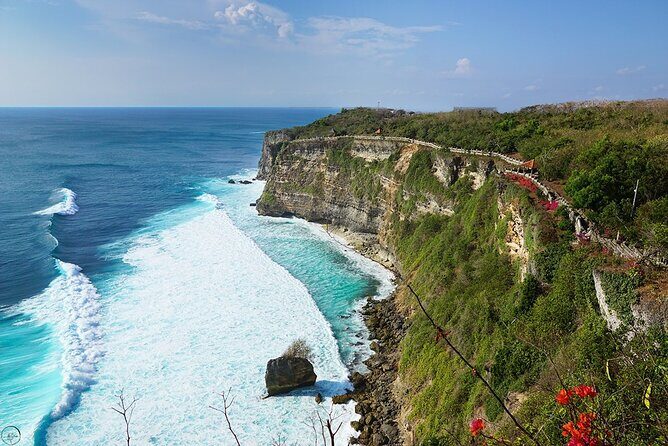 Bali: Uluwatu Kecak Dance Show, Bali Temple, and Lobster Dinner - Who Should Book This Tour, and Who Might Skip It