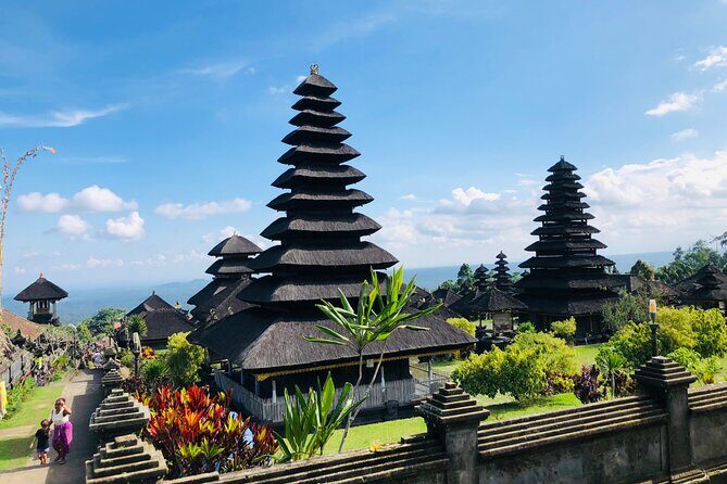 Bali Waterfalls and Temples Tour - Kehen Temple at Bangli Hill: a more local-feeling temple visit