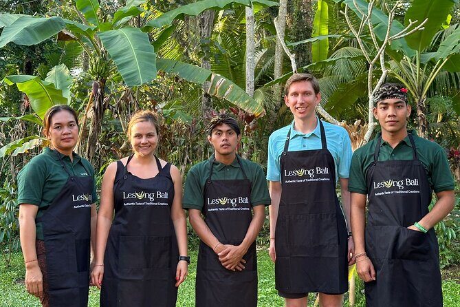 Balinese Authentic Cooking Class in Ubud - Class Atmosphere: Who the Experience Fits Best