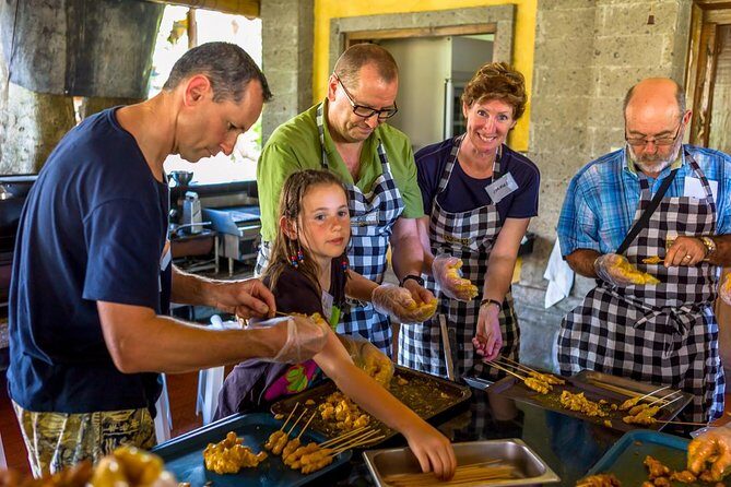 Balinese Cooking Class & Tanah Lot Temple Visit - Private & All-Inclusive - Who this tour suits best (and who may prefer something else)