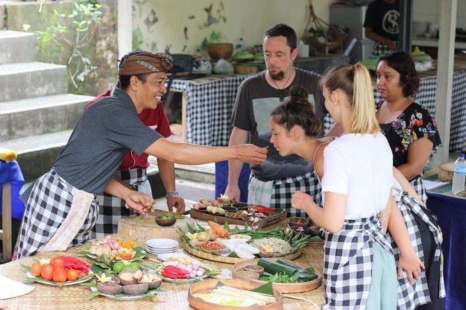Balinese Cooking Class & Tanah Lot Temple Visit - Private & All-Inclusive - The cooking lesson: market first, then pestle-and-mortar spices