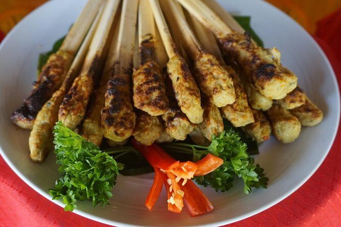 Balinese Traditional Food Cooking Class with Ubud Monkey Forest and SPA - Should you book this Bali cooking, monkeys, and spa day?