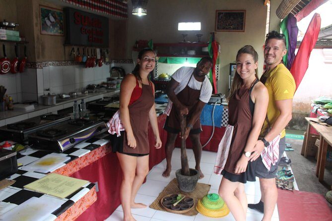 Balinese Ubud cooking school (9 Dish Cooking and Market Tour) - Price and logistics: is $58 a fair value for what you get?