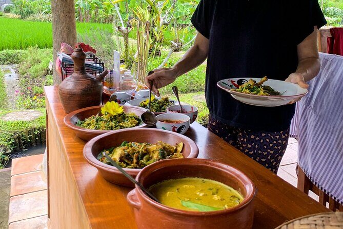 Balinese Vegan Cooking Class with Fresh Harvesting & Garden Tour - Harvesting in Anandinii’s Organic Beds (and How It Helps You Cook)