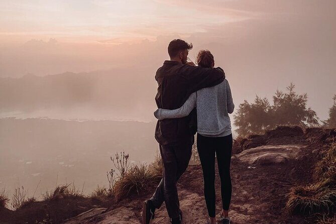 Batur Hike : Mount batur Sunrise Hike & Natural Hotspring - Natural hot springs at 09:00: soothing, but set expectations