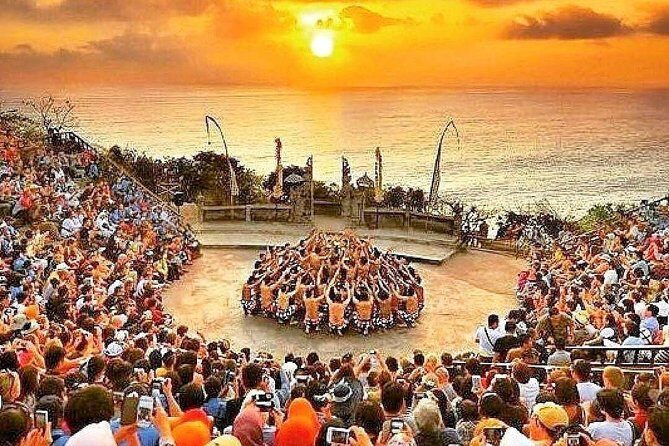 Best Bali Beaches - Uluwatu Temple - FREE Wi-Fi - Nusa Dua’s Pantai Mengiat and Water Blow: Swim, Sunbeds, and Big Waves