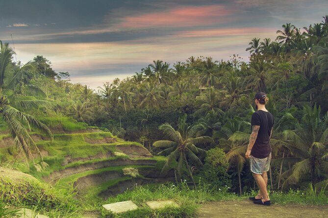 Best of Bali : Bali Temples , Rice Terrace and Waterfall Tour - The extra cultural stops: Batuan, smiths, reliefs, and rock-cut shrines