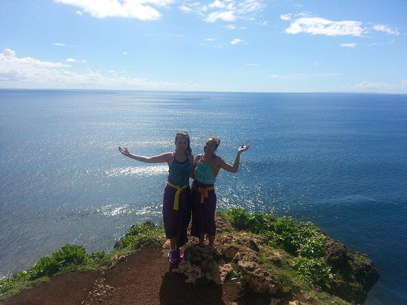 Best of Bali Tanah Lot & Uluwatu Temple Tour Package - Uluwatu Temple on the Cliff: When the Timing Works, It’s Magic