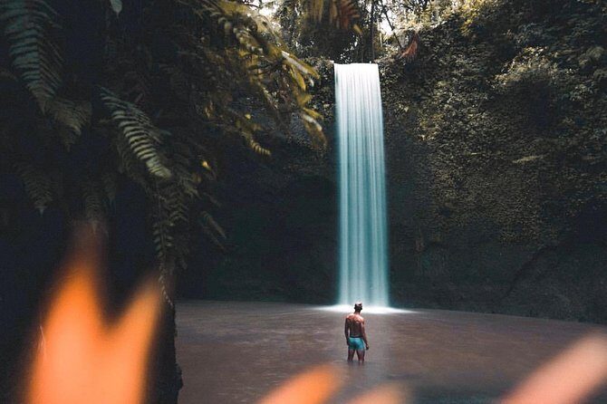 Best Of Ubud : One Day Hidden Waterfall Tour with Tempel - Puseh Batuan Temple: respectful entry with a 10th-century feel