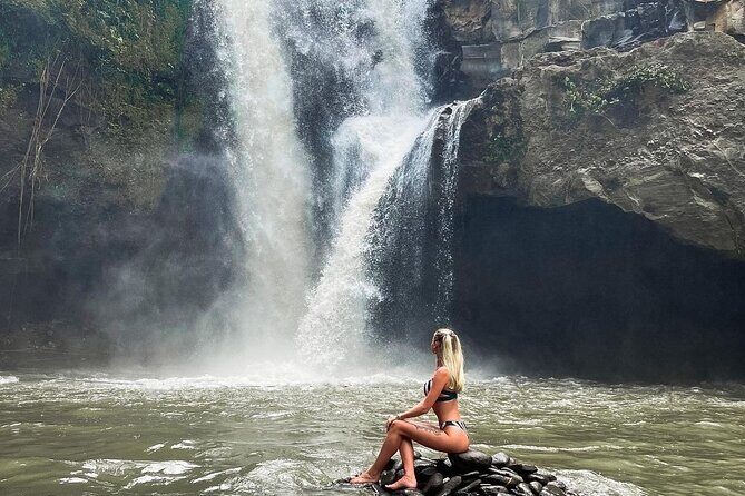 Best of Ubud Waterfalls, Tegalalang Rice Terrace & Jungle Swing - Tibumana Waterfall: the calmer water break with a swim option