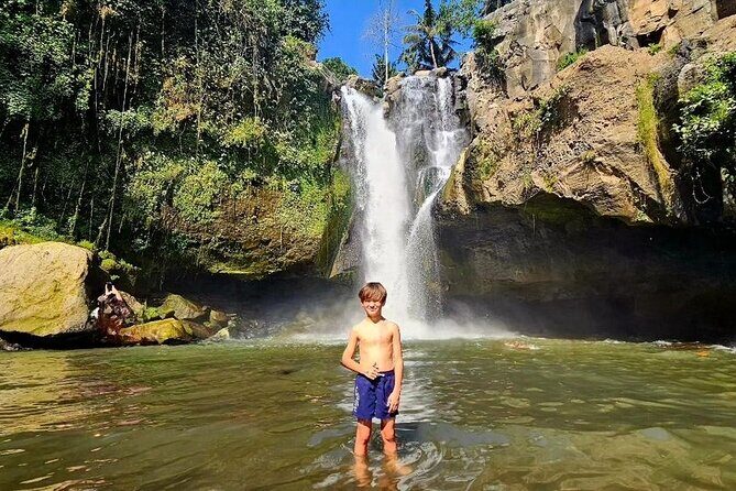 Best of Ubud Waterfalls, Tegalalang Rice Terrace & Jungle Swing - Kanto Lampo Waterfall: different angle, less hiking effort