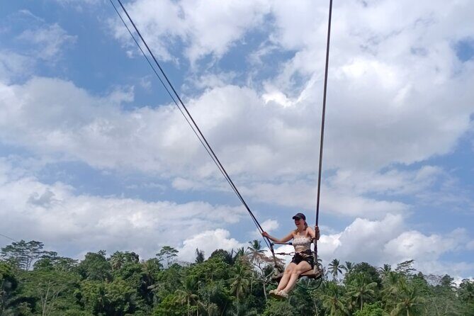 Best Ubud Tours -All inclusive with private driver - How the private driver and pickup point keep the day stress-free