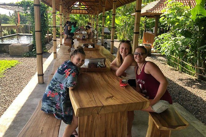 Blue Lagoon Snorkeling and Lunch - Kanto Lampo - Suwat Waterfall - All inclusive - Lunch at Topi Inn: fueling up before the waterfalls