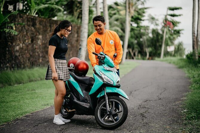 Canggu Scooter Lessons - Quiet-Street Practice When You’re Ready
