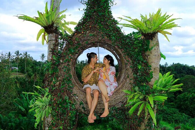 Cretya Ubud Tours - Celuk Village: gold and silver crafts in a short, meaningful stop