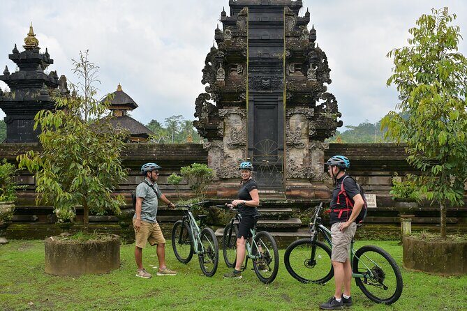 Cycling and Cooking Class in Ubud - Cycling Time: Sayan to Bongkasa, With Real Village Atmosphere