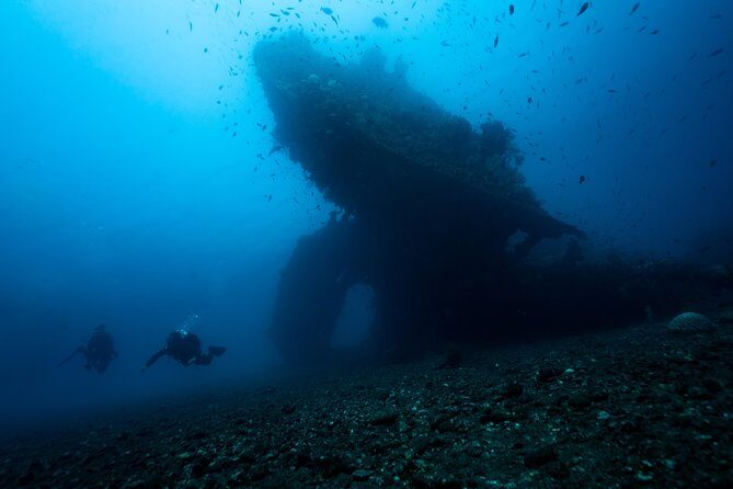 Day Trip certified divers - 3 Dives in Tulamben (pick-up & drop-off included) - What happens at the Tulamben scuba center before you hit the water