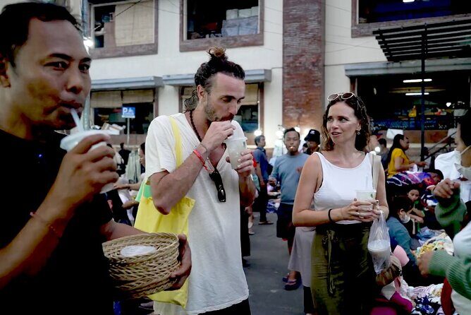 Denpasar Night Market Food Tour - Stop 1: Denpasar market, the fruit opener, and fresh-cooked Balinese staples