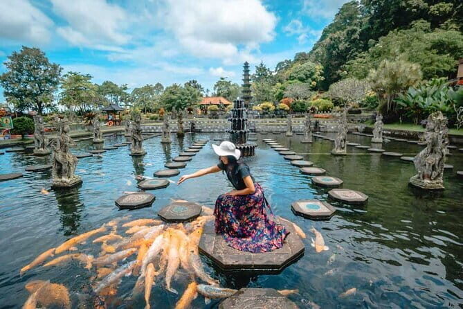 Discover Bali : Shore Excursion from Benoa Port with Free Wi-Fi - Tegenungan Waterfall: jungle beauty with a time limit