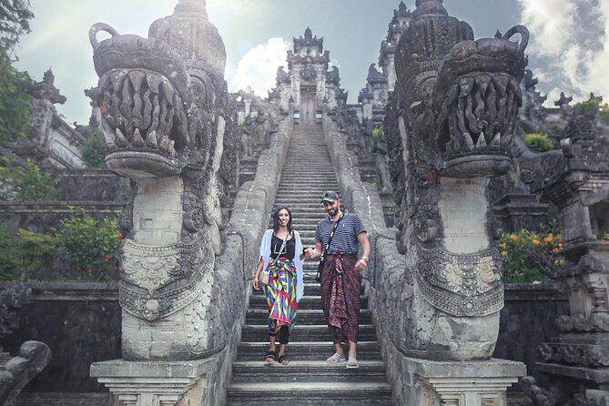Discover East Bali: Snorkeling Blue lagoon & Instagramable Spots - Getting ready for Lempuyang Temple: Gate of Heaven views and stairs