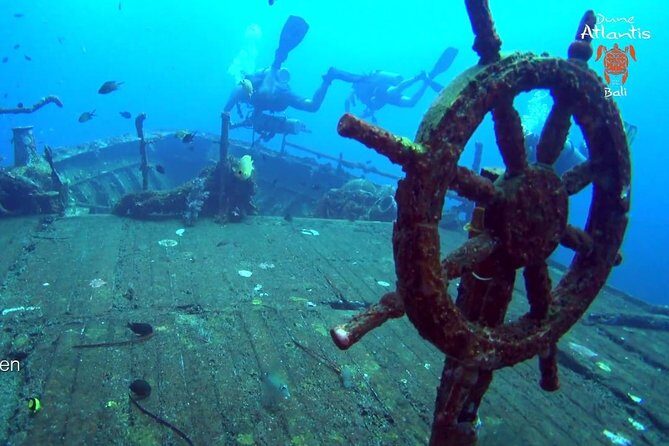 Dive at Tulamben Bali USS Liberty Ship Wreck - Two underwater sessions on the USS Liberty: what you’ll actually look at