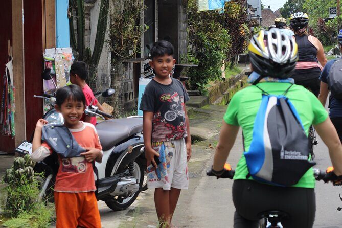 Downhill Cycling Ubud with Volcano, Rice Terrace and Educational - A downhill Bali day that feels more local than packaged