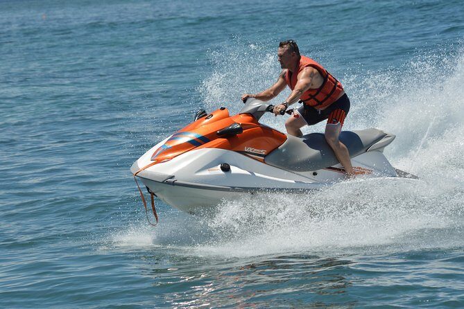 Drive Self Jet Ski Half an Hour - Getting ready: orientation and how self-drive actually works