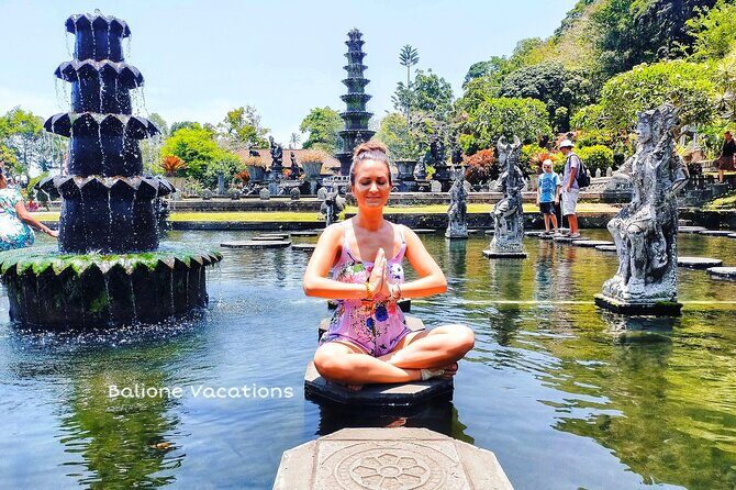 East Bali Tour - Gate of Heaven - Tirta Gangga - Tukad Cepung - Tirta Gangga Water Garden: palace water layouts you can actually enjoy