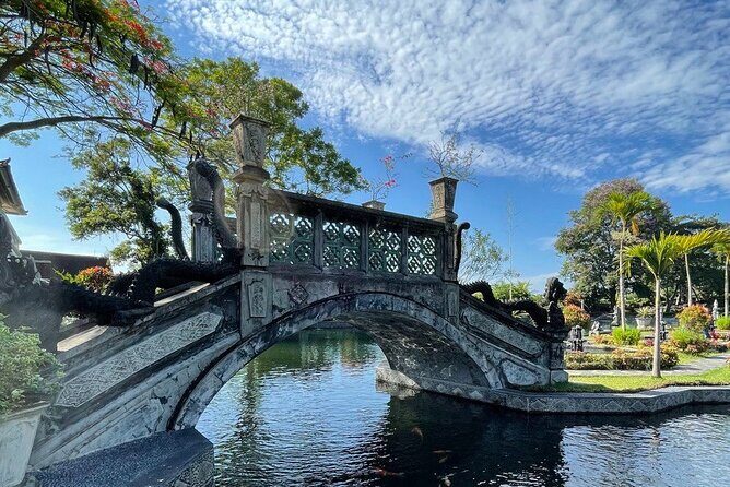 East Bali Tour - Gate of Heaven - Tirta Gangga - Tukad Cepung - The vehicle comfort that makes a long day easier