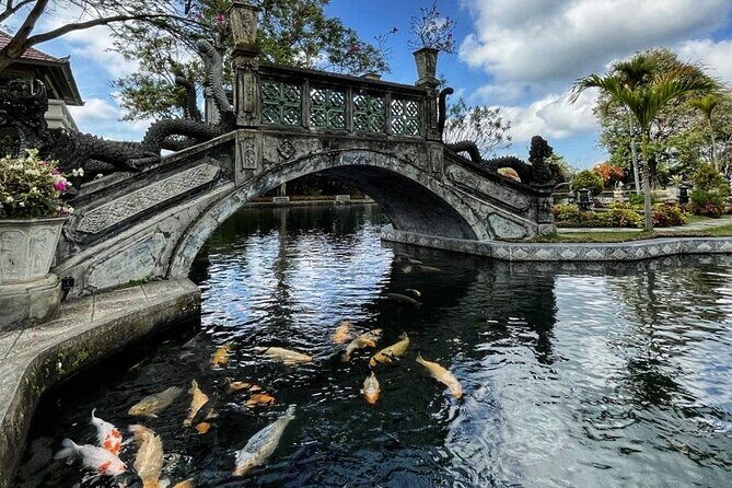 East Bali Tour - Gate of Heaven - Tirta Gangga - Tukad Cepung - Lempuyang Temple and the Gate of Heaven: morning timing for Mt. Agung photos