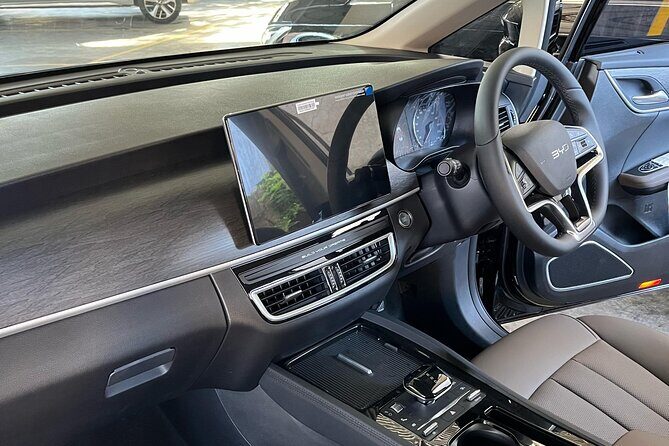 Eco Friendly Premium Electric Vehicle Airport Transfers - Why an electric airport transfer makes sense in Seminyak