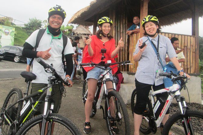 Electric bicycle tour in Jatiluwih UNESCO site - The guides: why local names matter on this tour