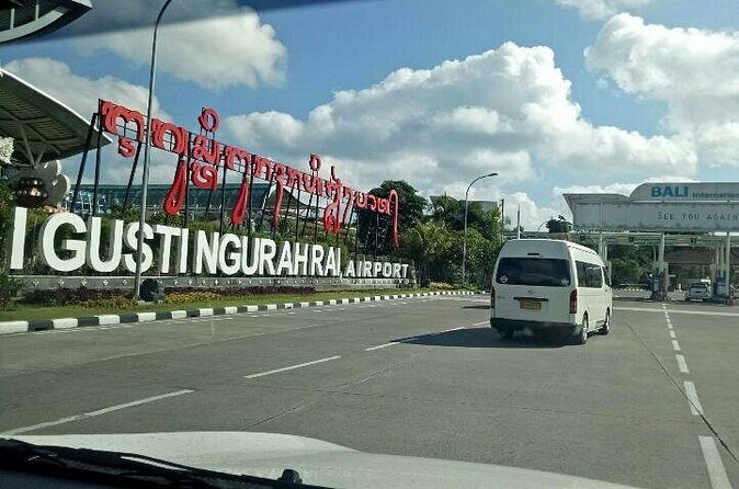 Exclusive Bali Airport Arrival to Hotel Transfer - Waiting time: why the included buffer is a big deal