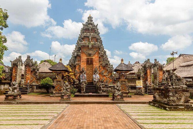 Exclusive Ubud Experience: Nature, Culture & Adventure in One Day - Morning start: getting from your hotel to Tirta Empul smoothly