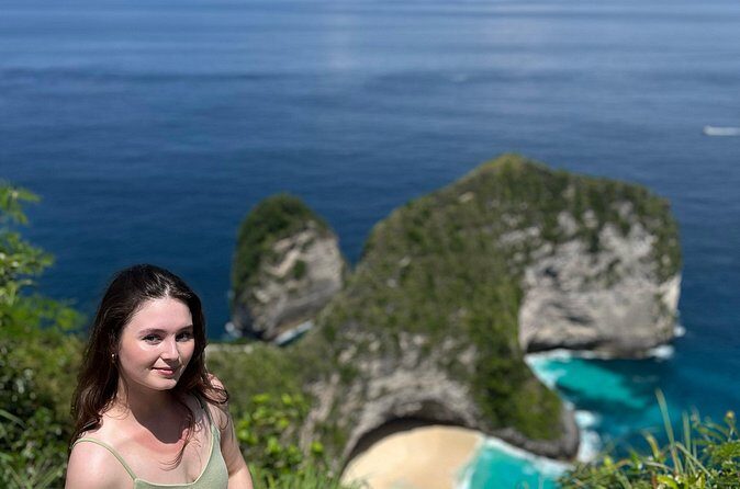 Experience West Nusa Penida Private Tour - What “private tour” means here: small-group attention