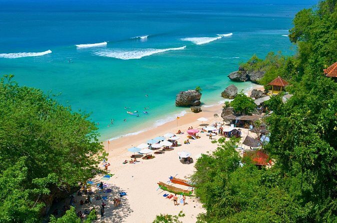 Explore Bali Beaches with Private Minivan Tour - Guide Power: English Explanations and Flexible Help