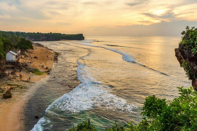 Explore Bali Beaches with Private Minivan Tour - How the 7 to 8 Hours Usually Feels in Your Day
