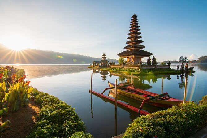 Exquisite UNESCO World Heritage Sites in Bali - Stop 1: Taman Ayun Temple and the Mengwi family temple feel