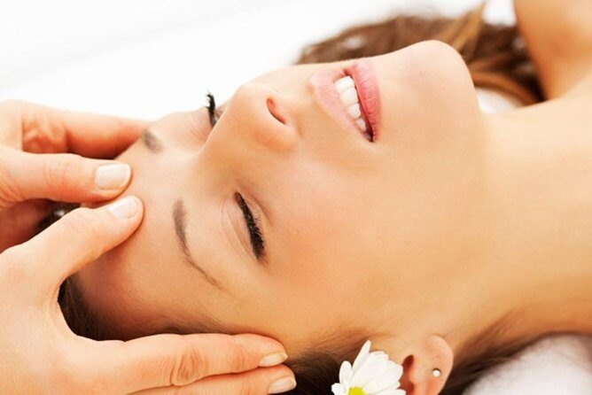 Facial treatment + Balinese massage at Bali Luxury Spa - 1-hour Balinese massage: acupressure, reflexology, and aromatherapy