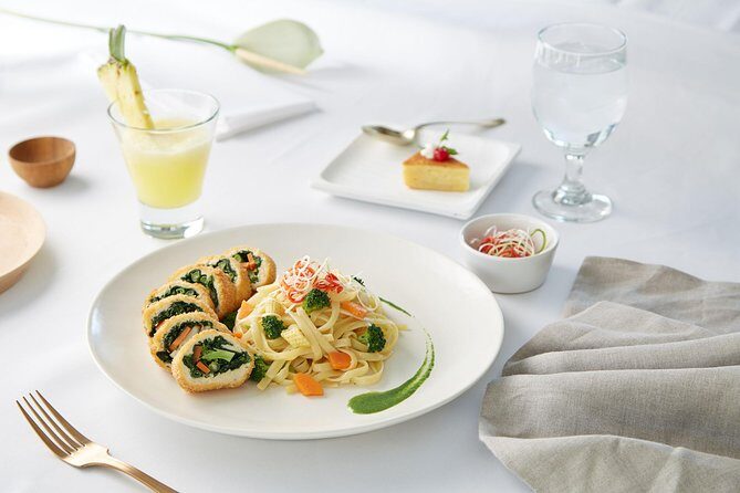 Forest Dining at Tree Deck overlooking lush valley of Ubud - Your 6-Course Dinner: Real Options for Real Diets